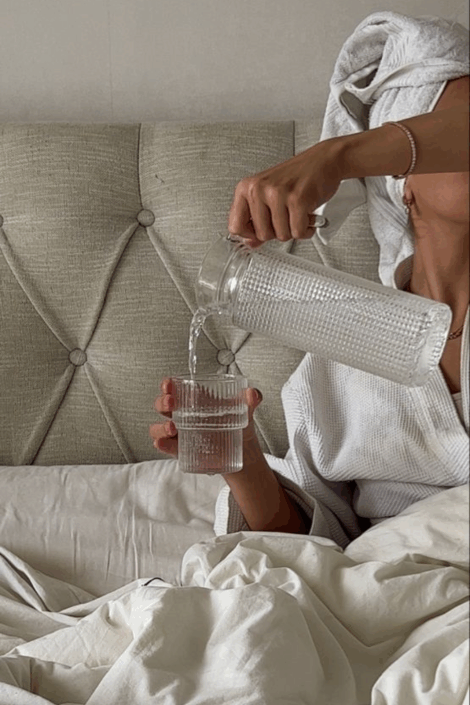 19 Secrets to Smelling Expensive (Even When You’re Just in a Hoodie) 19 Secrets to Smelling Expensive (Even When You’re Just in a Hoodie)