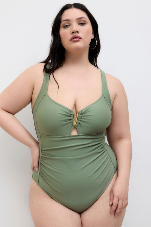9 Best Swimsuits to Hide Belly Pooch That Still Feel Sexy (Smooth & Flatter) 9 Best Swimsuits to Hide Belly Pooch That Still Feel Sexy (Smooth & Flatter)