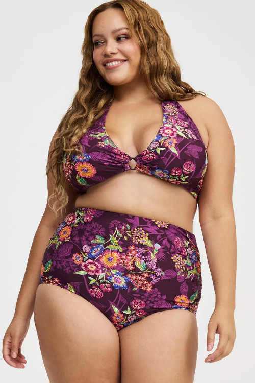 9 Best Swimsuits to Hide Belly Pooch That Still Feel Sexy (Smooth & Flatter) 9 Best Swimsuits to Hide Belly Pooch That Still Feel Sexy (Smooth & Flatter)