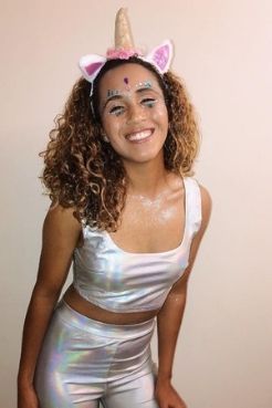 60+ Insanely Easy College Halloween Costumes that are a show-stealer