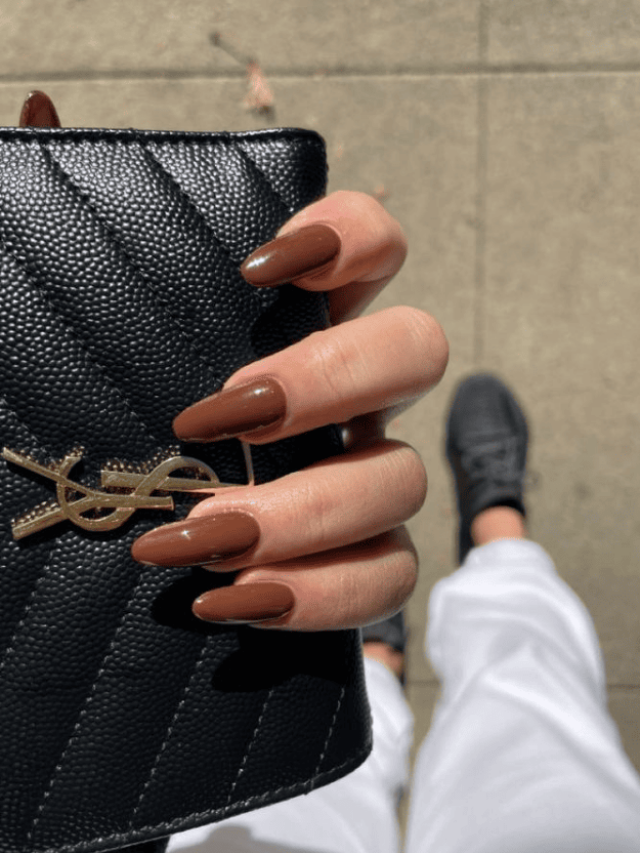 21 Stunningly Unique Fall Nail Colors You Just Can’t Miss Trying!