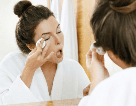Cleansing balm vs oil: Which is better for you?