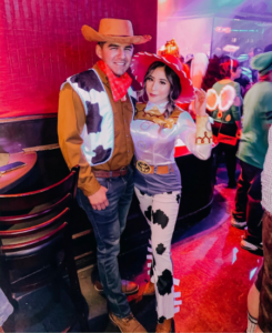 80+ Cheesy Easy Couple Halloween Costumes Everrrrr! (2026)