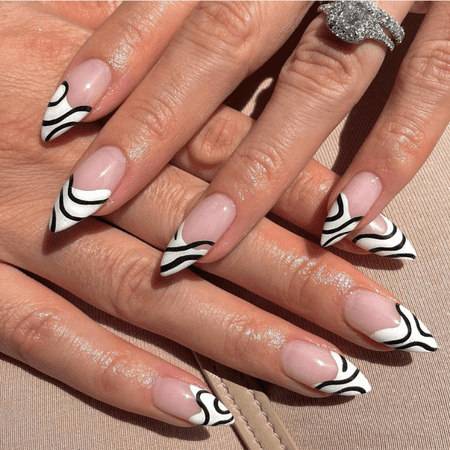 55 Creative french tip nails to get a clean celebrity look