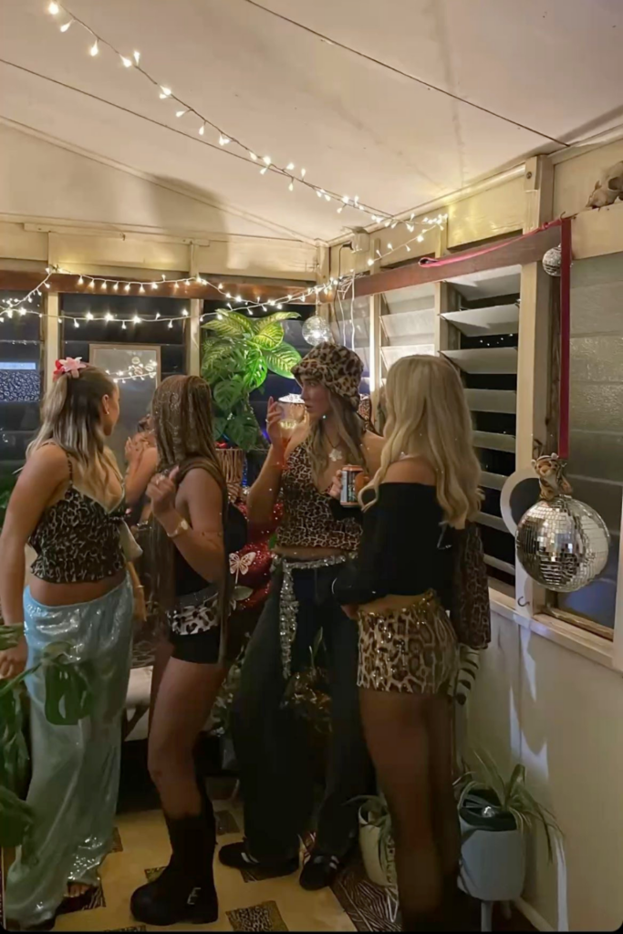 32 Hot Frat Party Outfits That Guarantee You Won’t Blend Into the Crowd 32 Hot Frat Party Outfits That Guarantee You Won’t Blend Into the Crowd