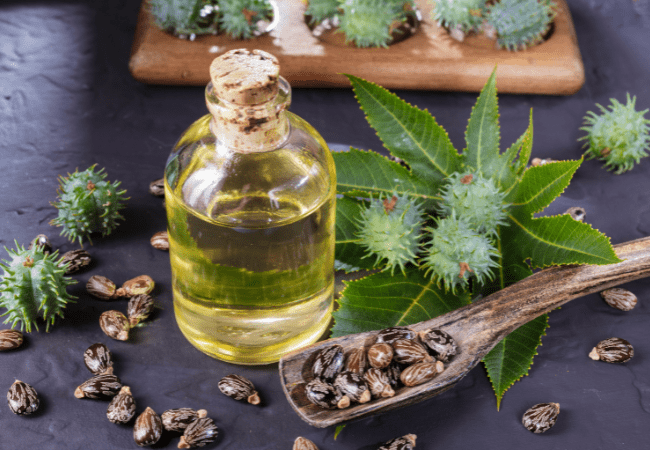 Is castor oil comedogenic? Can it clog pores? Answering all the questions!