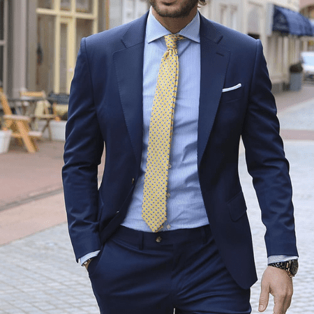 What color tie to wear with a blue shirt and yellow tie combo