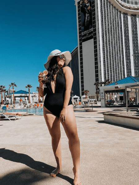 what to wear to vegas pool party