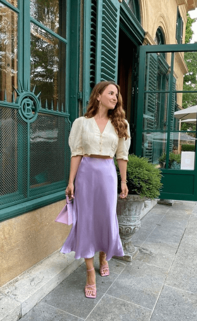 how to wear long skirts without looking frumpy