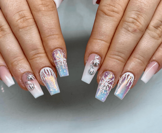 34 White Christmas nails that are so gorgeous, you'd want them all!