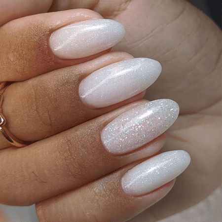 white Christmas nails