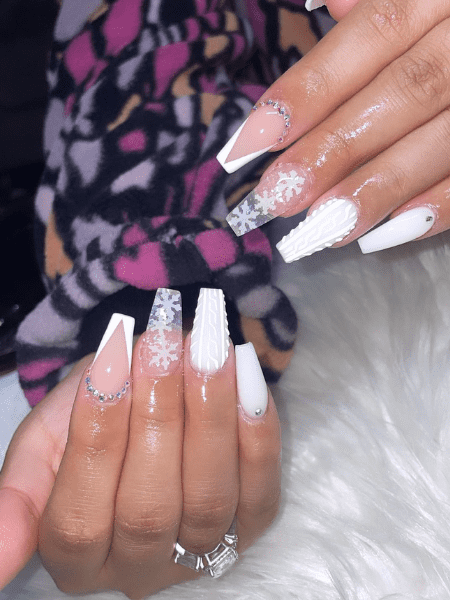 white Christmas nail designs