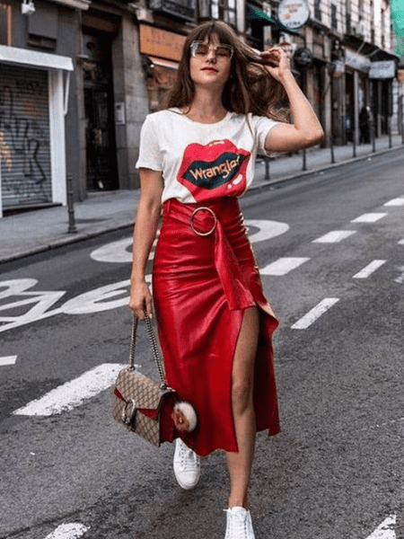 What to wear with a midi skirt What to wear with a midi skirt