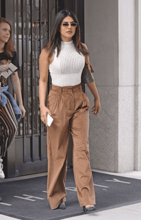 How to Dress Inverted Triangle Body shape like a stylist! styling Inverted Triangle body shape