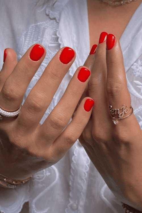 Best Nail Color for Short Nails