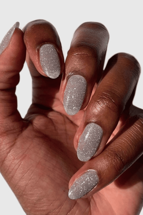 Discover 115+ dark skin white nail polish best