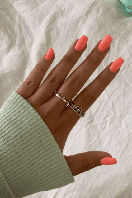 20 Drop Dead Gorgeous Summer Nail Colors For Dark Skin Beauties