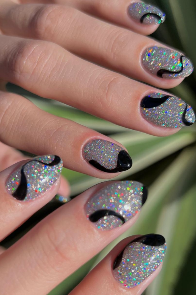 New Year's Nails: 30 Unbelievably Glam Ideas to Rock Your Party!