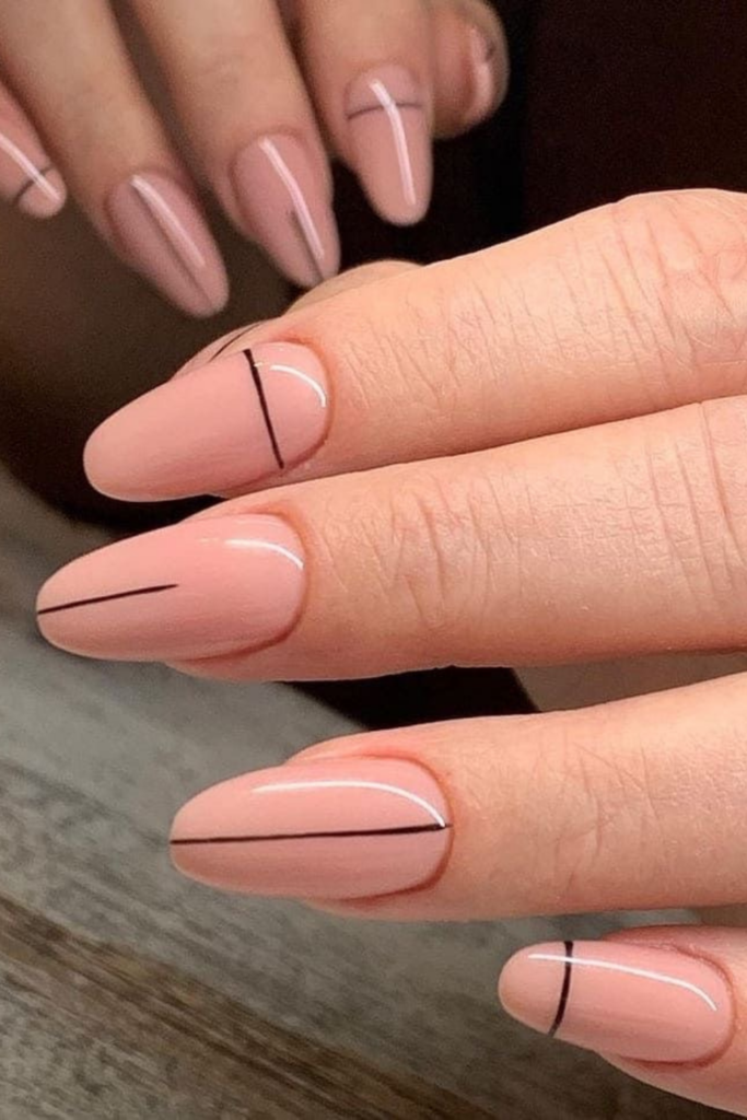 nail art with lines