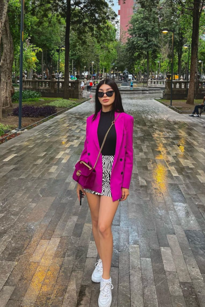 These 32 Spring Outfits Are Basically a Fashion Mic Drop!