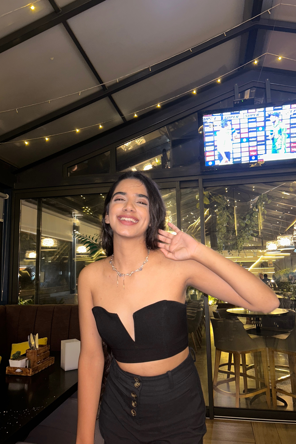 18 Sure-Fire Hacks To Fix Frumpy Clothes & Slay The Streets