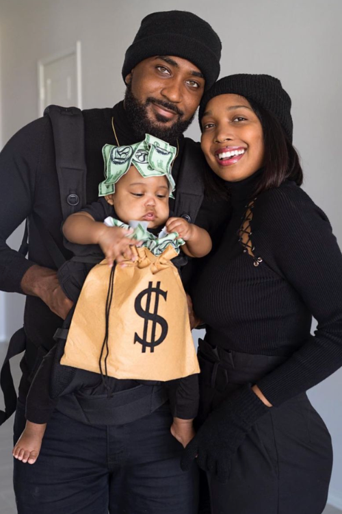 35 Hauntingly Fun Family Halloween Costumes That'll Blindly Wow the Neighbors!