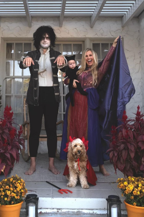 35 Hauntingly Fun Family Halloween Costumes That'll Blindly Wow the Neighbors!
