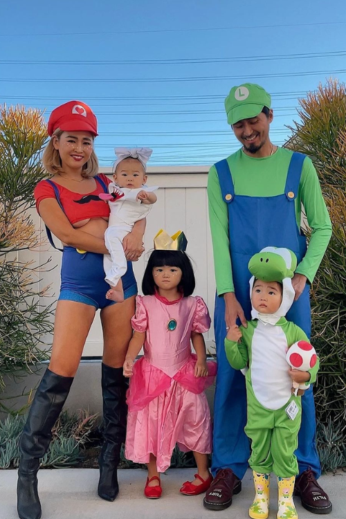 35 Hauntingly Fun Family Halloween Costumes That'll Blindly Wow the Neighbors!