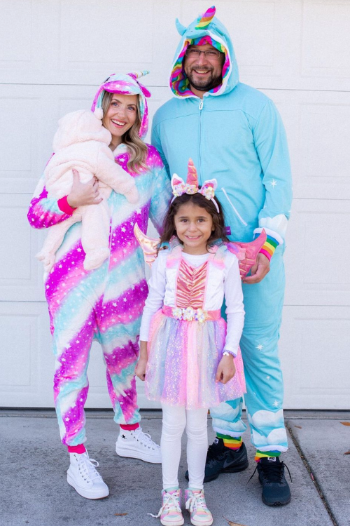 35 Hauntingly Fun Family Halloween Costumes That'll Blindly Wow the Neighbors!