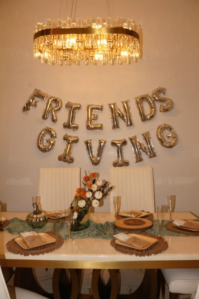 21 Fabulous Thanksgiving Decor Ideas That'll Make Your Home the Talk of the Turkey Town