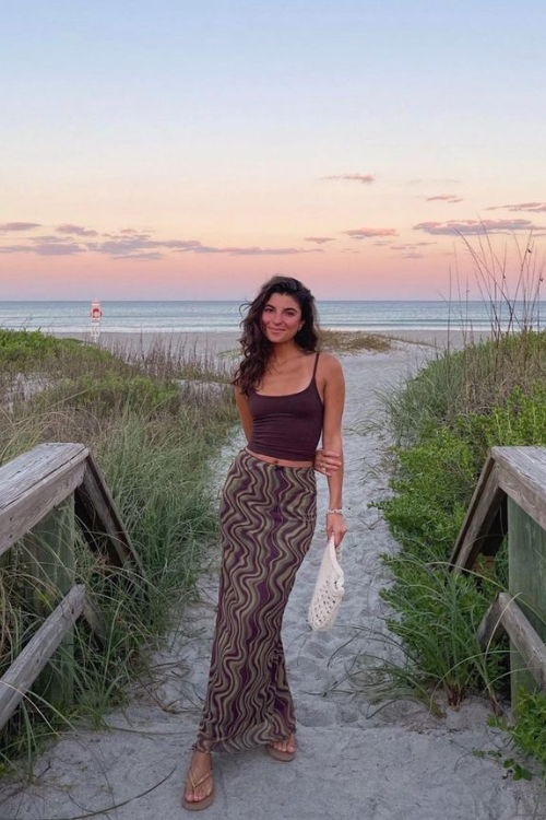 24 Bahamas Outfits to Make You the Star of Every Beach Pic!