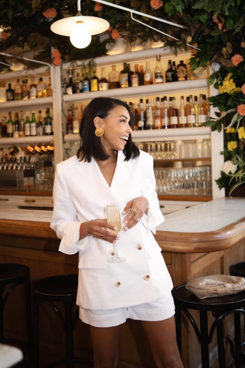 26 Boss-Girl Approved White Blazer Outfits That Instantly Look Expensive 26 Boss-Girl Approved White Blazer Outfits That Instantly Look Expensive