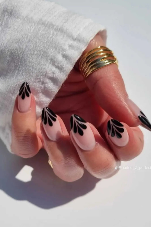 28 Black French Tip Nails That’ll Have You Booking a Nail Appointment ASAP 28 Black French Tip Nails That’ll Have You Booking a Nail Appointment ASAP