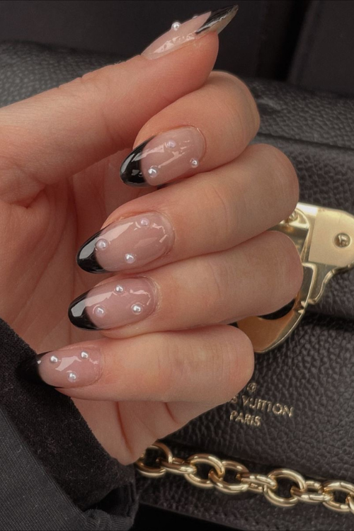 28 Black French Tip Nails That’ll Have You Booking a Nail Appointment ASAP 28 Black French Tip Nails That’ll Have You Booking a Nail Appointment ASAP
