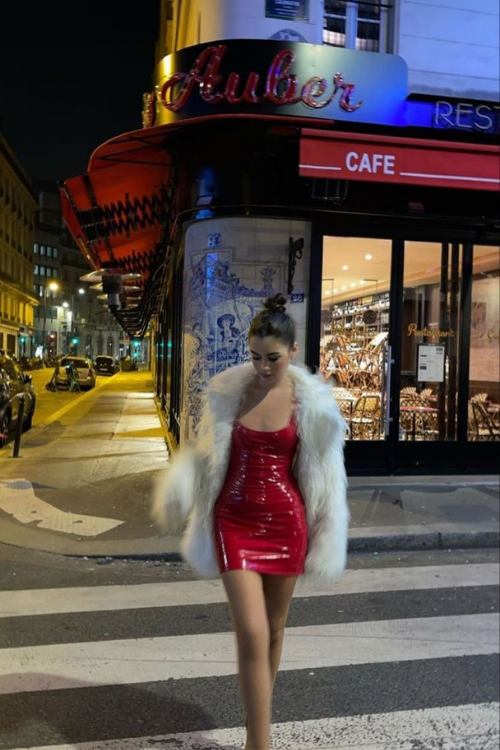 33 Hottest Casino Outfits That Guarantee All Eyes on You 33 Hottest Casino Outfits That Guarantee All Eyes on You