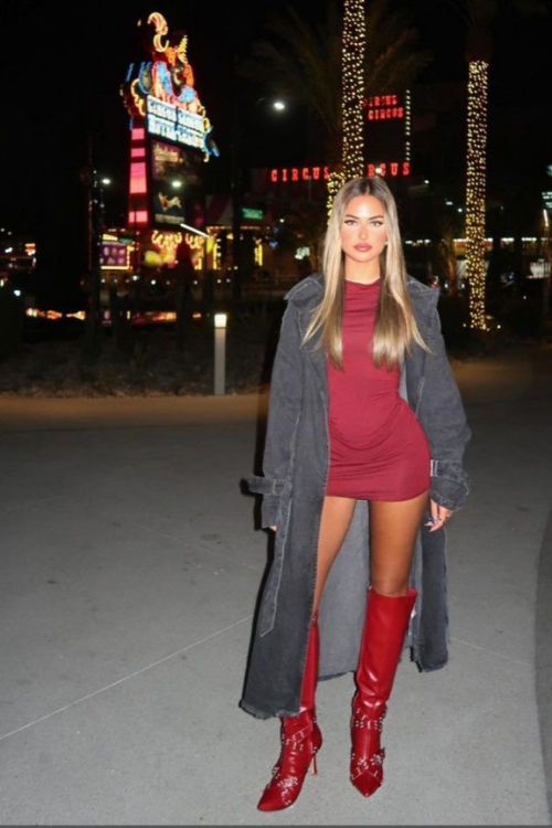 33 Hottest Casino Outfits That Guarantee All Eyes on You 33 Hottest Casino Outfits That Guarantee All Eyes on You