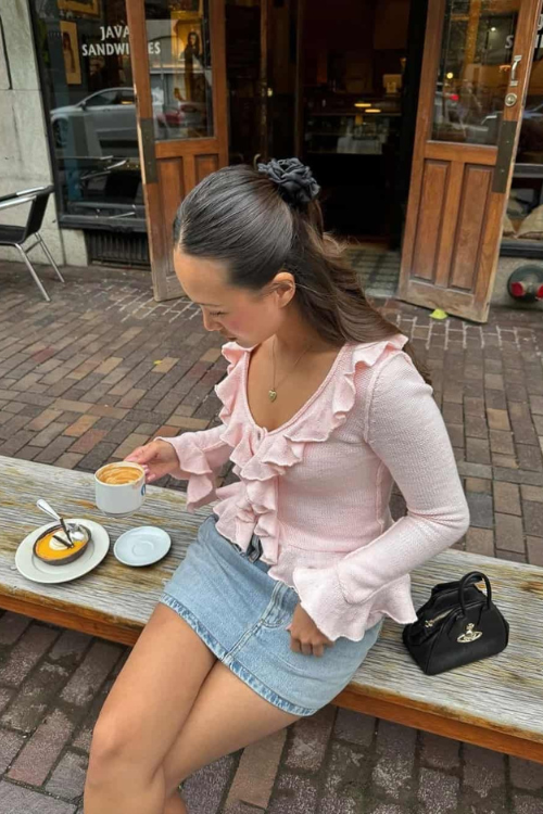 The 28 Coquette Outfits Every Romantic It-Girl Is Wearing Right Now The 28 Coquette Outfits Every Romantic It-Girl Is Wearing Right Now