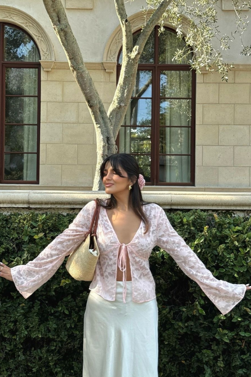 The 28 Coquette Outfits Every Romantic It-Girl Is Wearing Right Now The 28 Coquette Outfits Every Romantic It-Girl Is Wearing Right Now