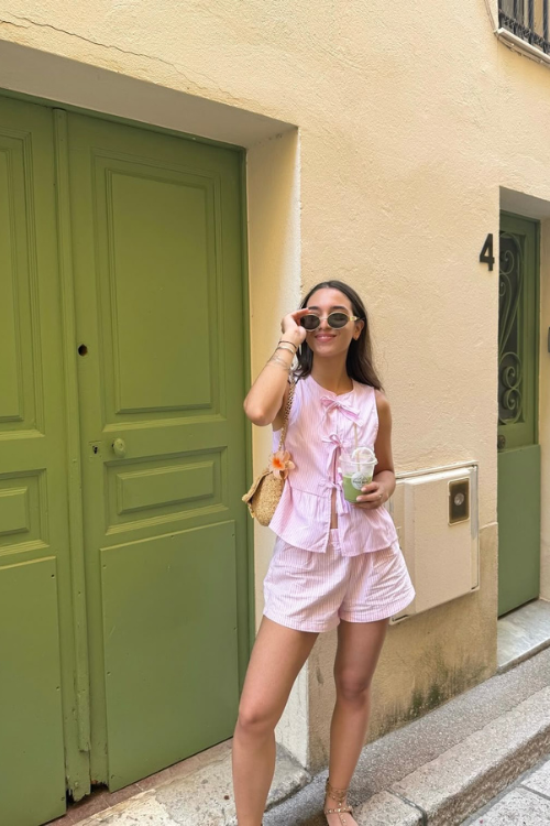 The 28 Coquette Outfits Every Romantic It-Girl Is Wearing Right Now The 28 Coquette Outfits Every Romantic It-Girl Is Wearing Right Now