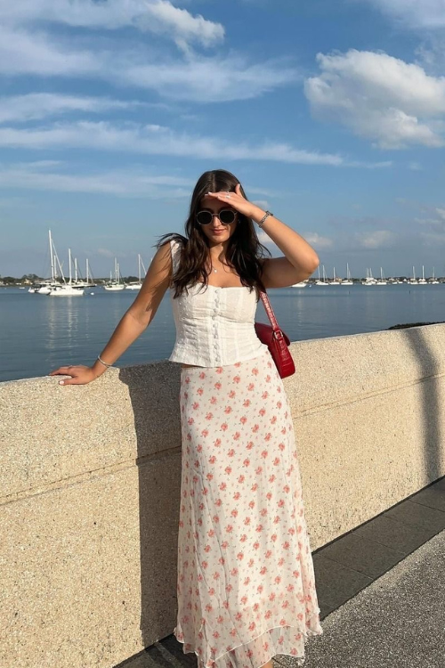 The 28 Coquette Outfits Every Romantic It-Girl Is Wearing Right Now The 28 Coquette Outfits Every Romantic It-Girl Is Wearing Right Now