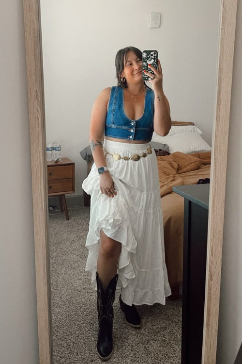 37 Fun and Flirty Country Concert Outfits to Literally Slay the Hoedown