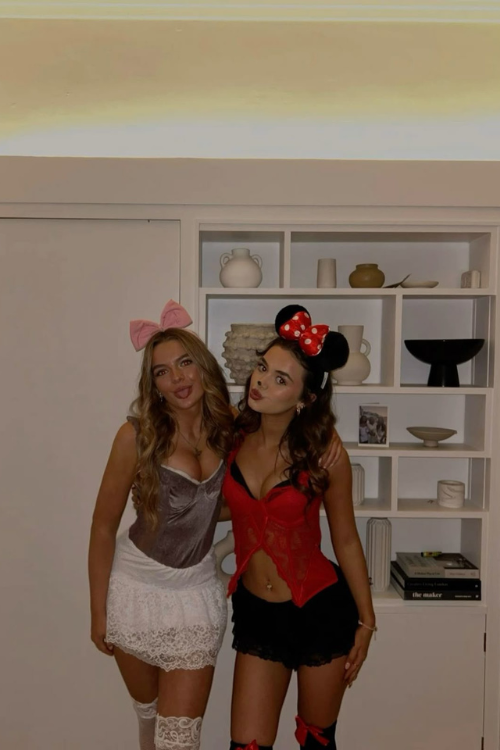 46 Duo Halloween Costumes So Iconic, They Might Break the Internet