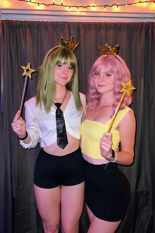 46 Duo Halloween Costumes So Iconic, They Might Break the Internet