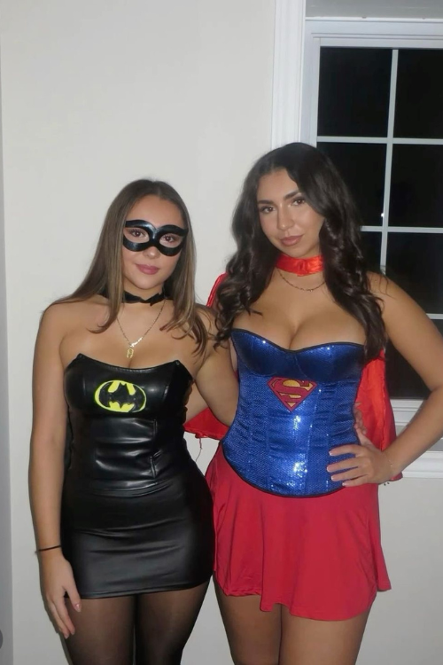 46 Duo Halloween Costumes So Iconic, They Might Break the Internet
