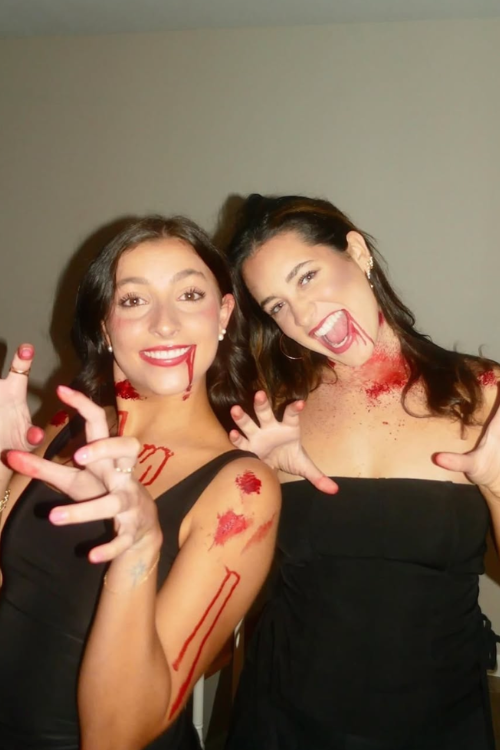 46 Duo Halloween Costumes So Iconic, They Might Break the Internet