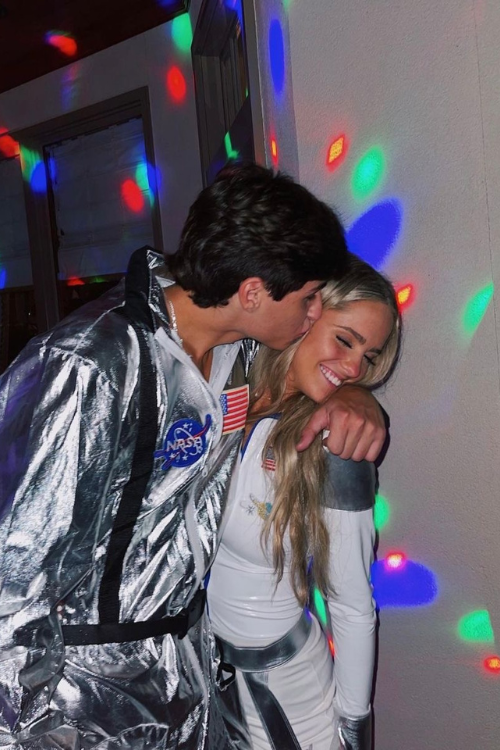 Couple Goals? Try Costume Royalty. These 34 Halloween Outfits for Couples Are Too Good to Gatekeep.