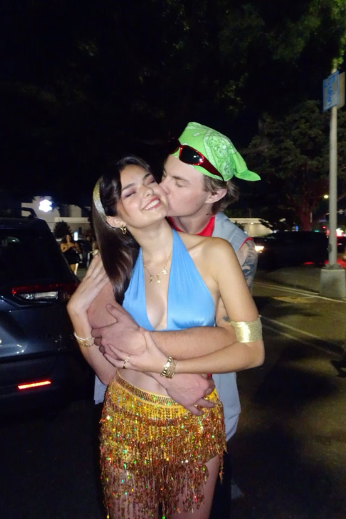 Couple Goals? Try Costume Royalty. These 34 Halloween Outfits for Couples Are Too Good to Gatekeep.