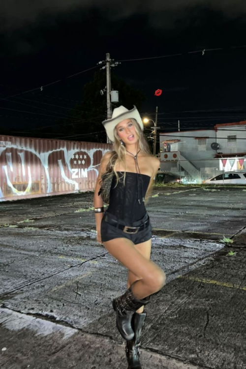 30 Kickass Concert Outfits for Summer to Rock Out in Style!