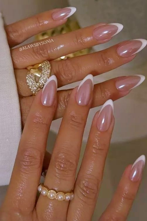 23 Almond Nails You’ll Want to Screenshot Immediately (Trust Me)