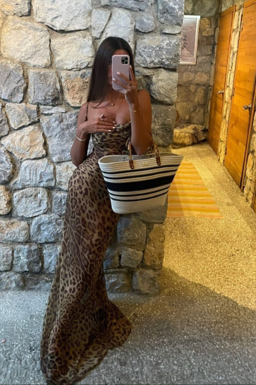 29 Egypt Outfits to Look Hotter Than the Sun There
